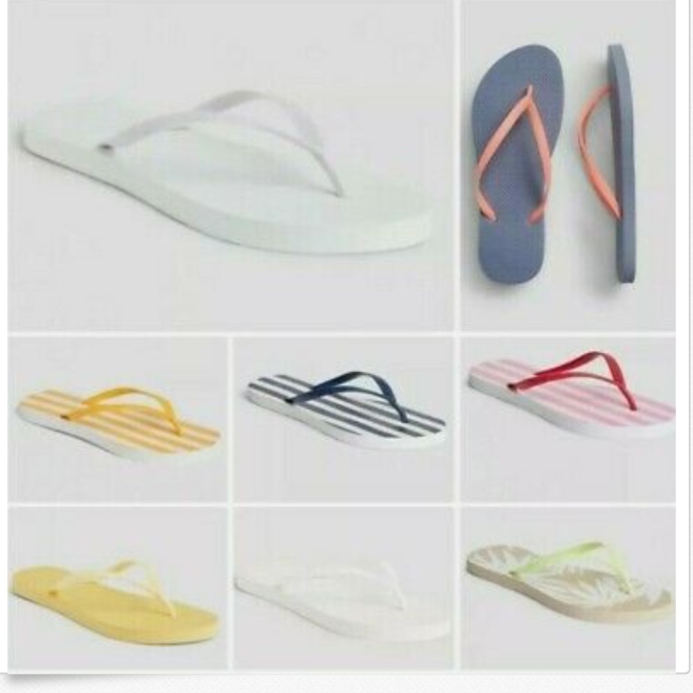 GAP Women's Flip Flops Sandals Beach Various Colors